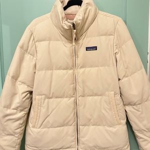 Beige Patagonia Puffer Jacket - Women's Size Medium